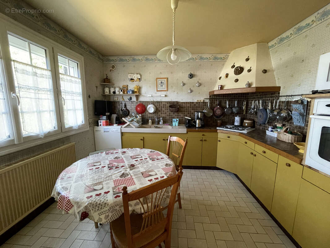 Maison à SAINT-ANDRE-LES-VERGERS