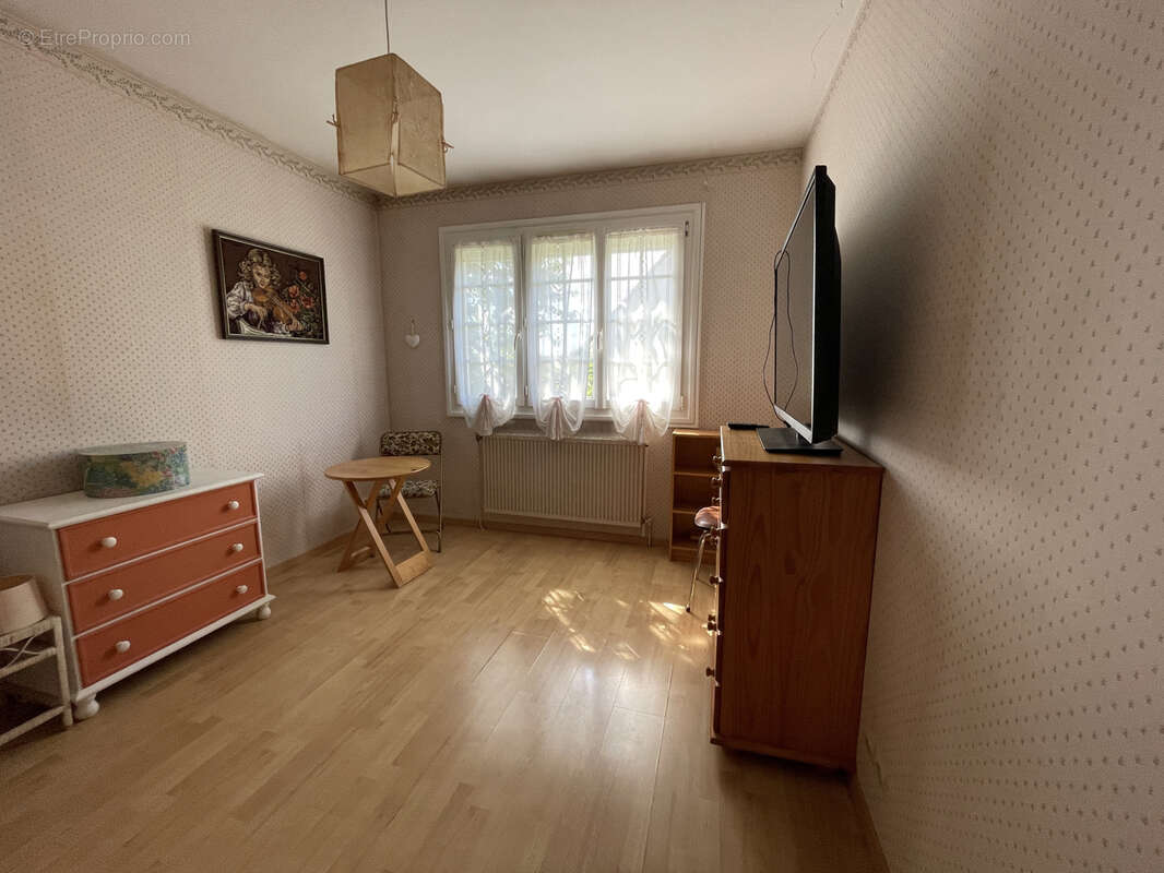 Maison à SAINT-ANDRE-LES-VERGERS