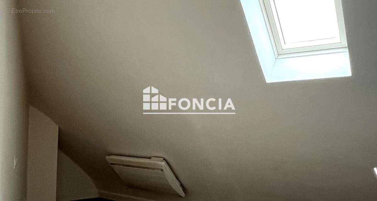 Appartement à PARIS-10E