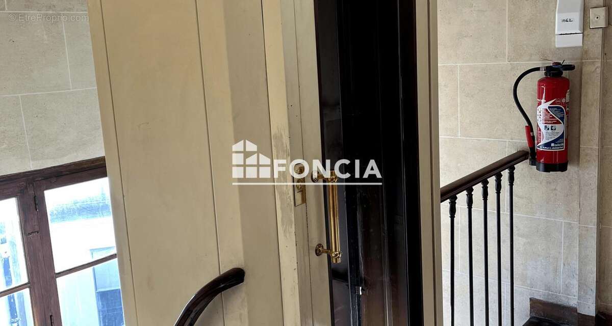 Appartement à PARIS-10E