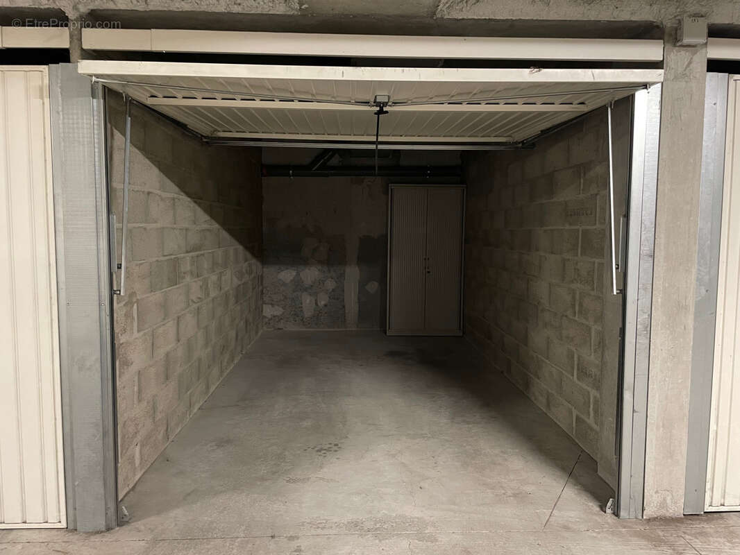 Appartement à MEYZIEU