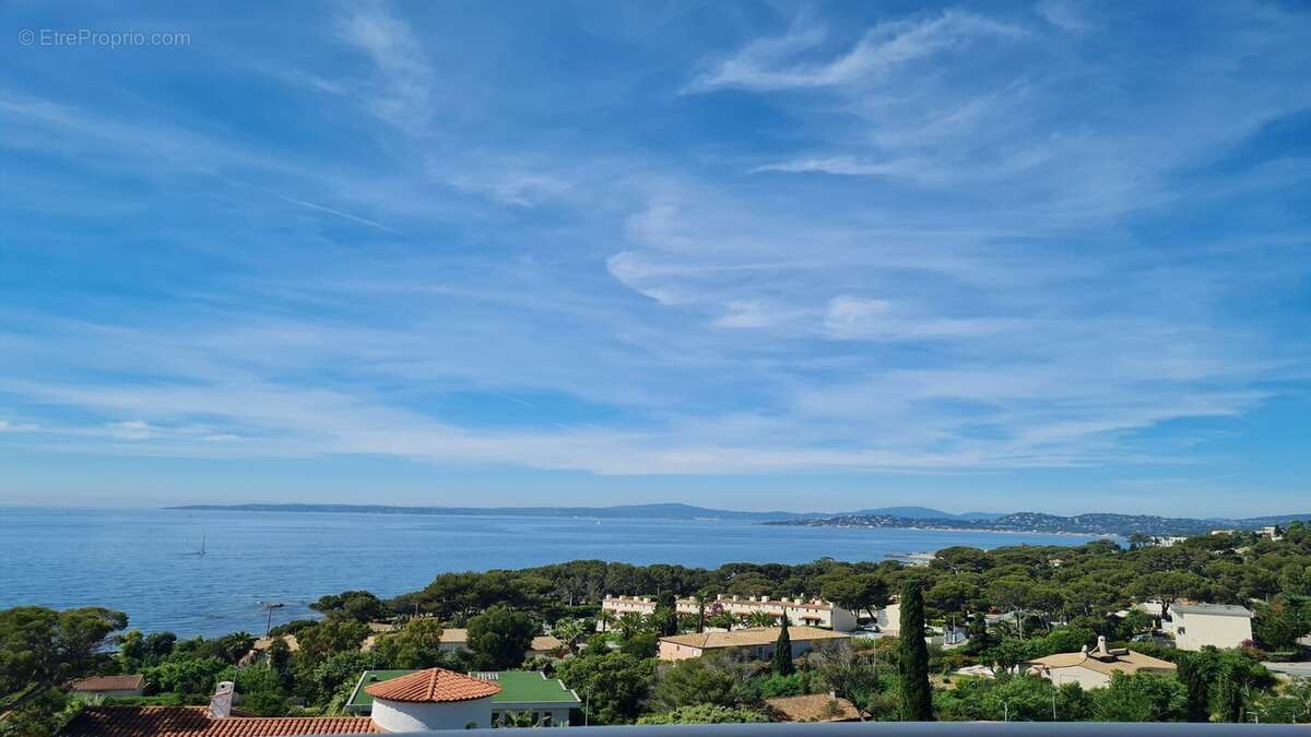 Maison à LES ISSAMBRES