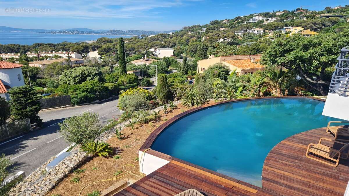 Maison à LES ISSAMBRES