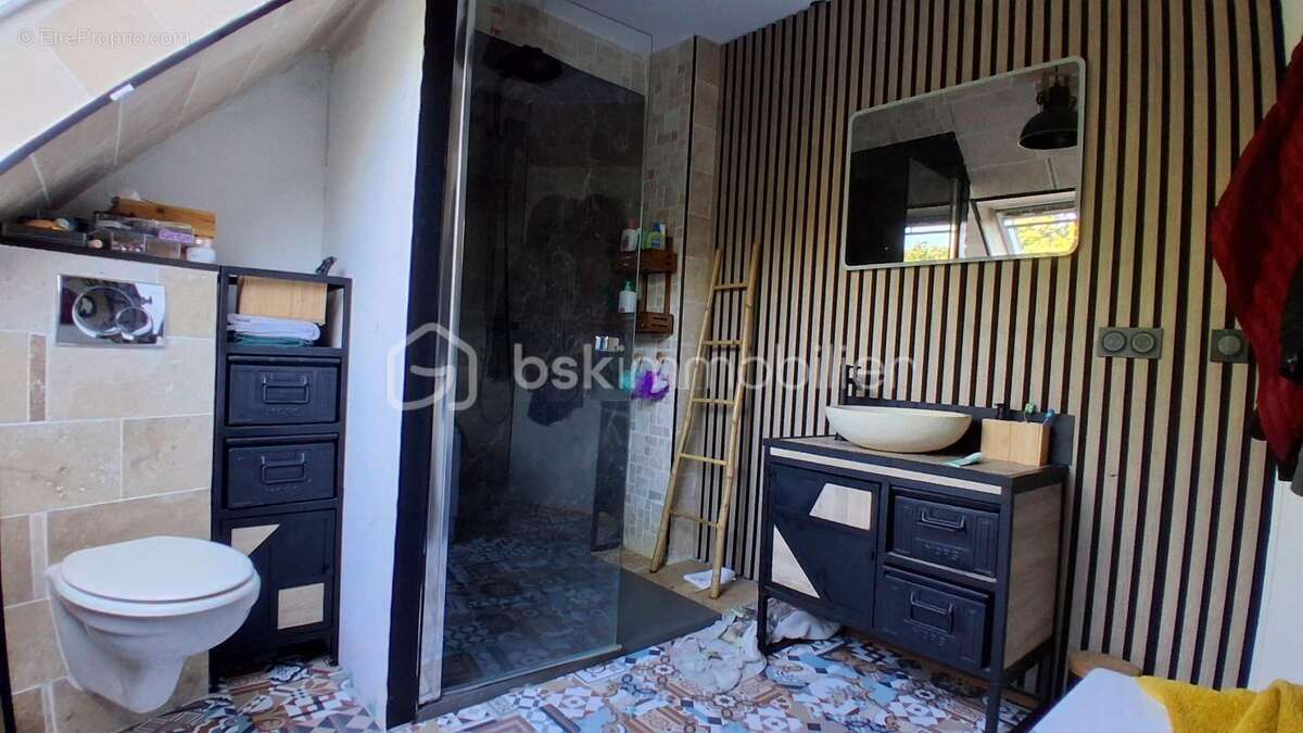 Maison à MOON-SUR-ELLE