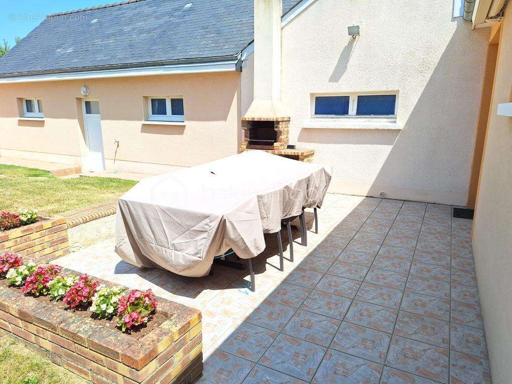 Maison à SAINT-JEAN-SUR-MAYENNE