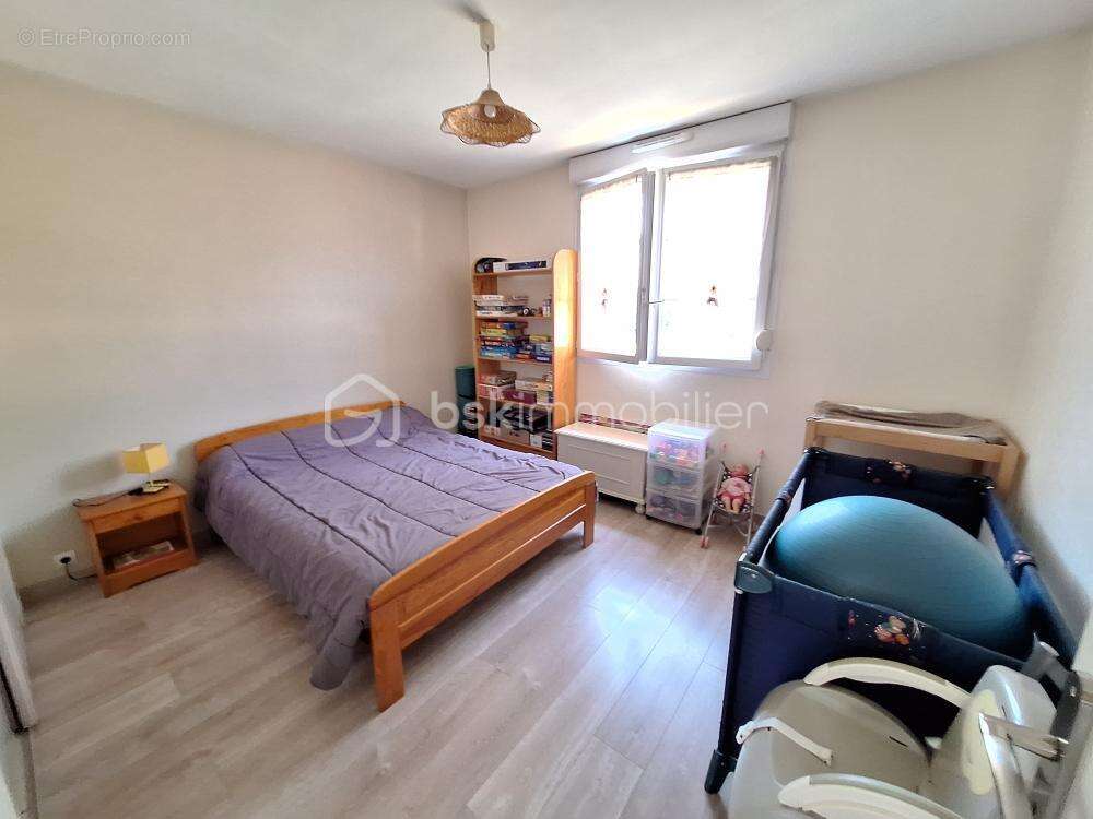 Maison à SAINT-JEAN-SUR-MAYENNE