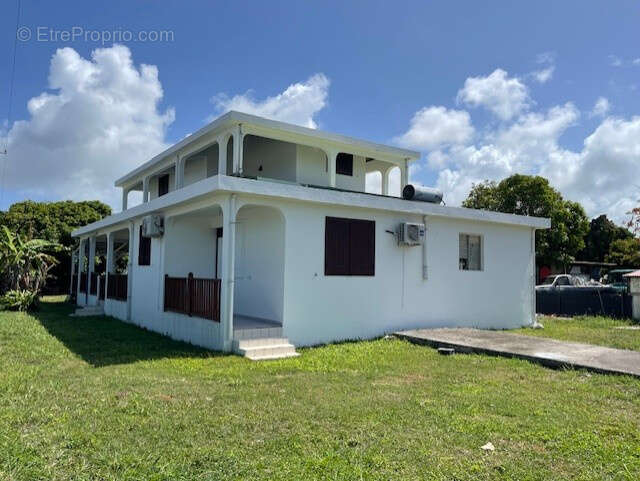 Maison à SAINT-FRANCOIS