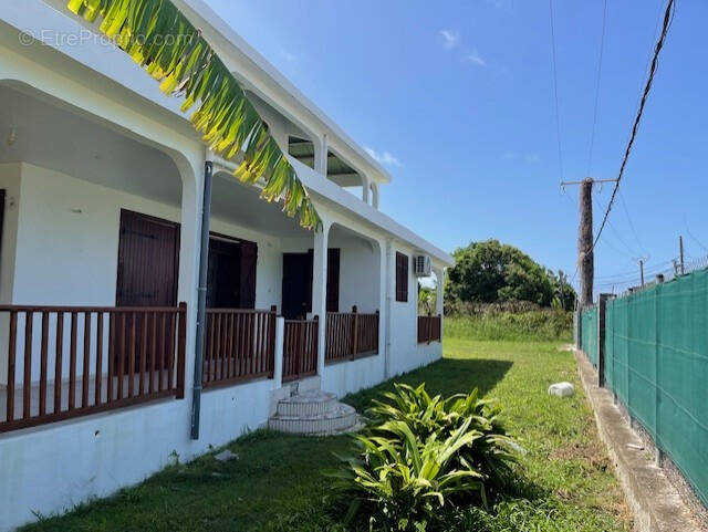 Maison à SAINT-FRANCOIS