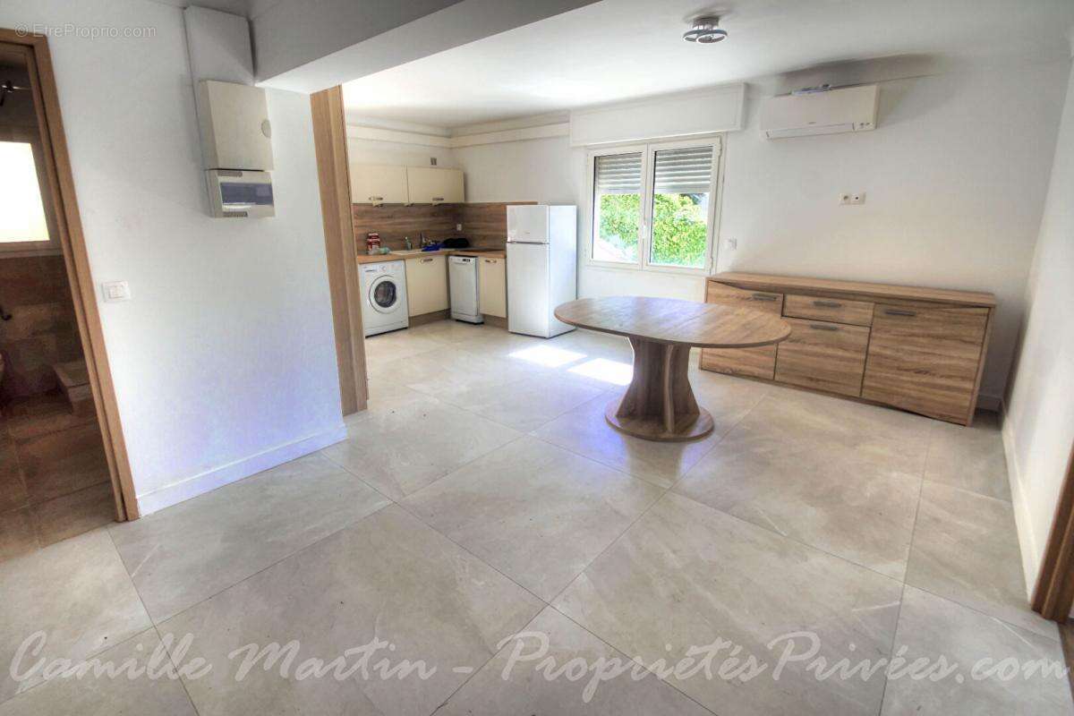 Appartement à SAINT-RAPHAEL