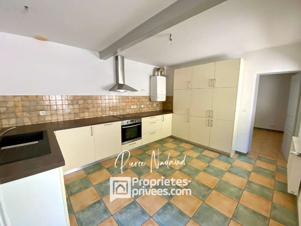 Maison à SAINT-EMILION