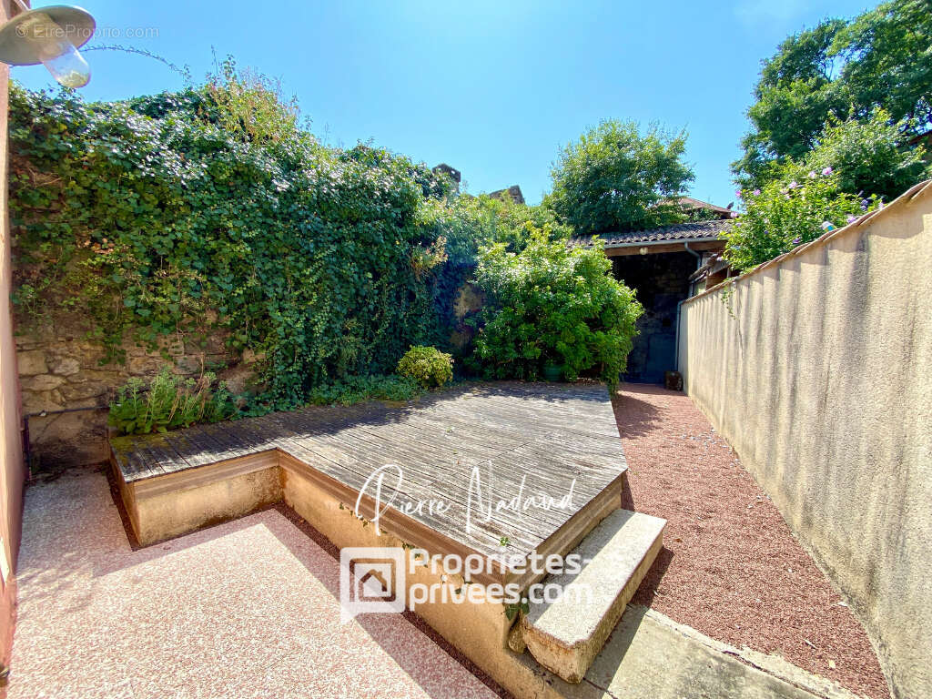 Maison à SAINT-EMILION