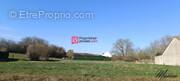 Terrain à SAINT-REMY-EN-L&#039;EAU