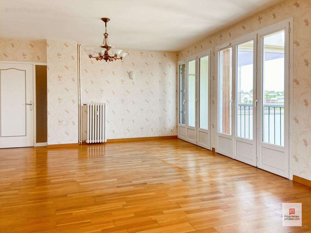 Appartement à SABLE-SUR-SARTHE