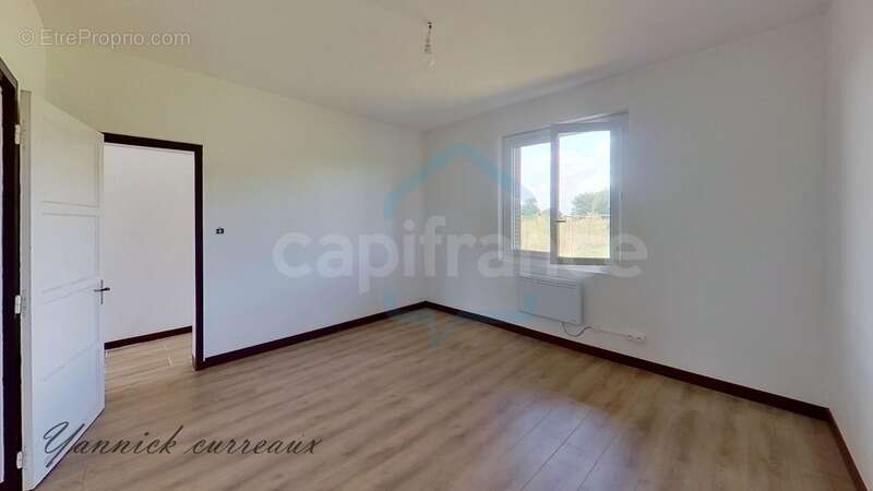 Maison à PIERRE-DE-BRESSE