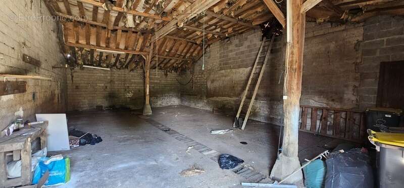 Maison à PIERRE-DE-BRESSE