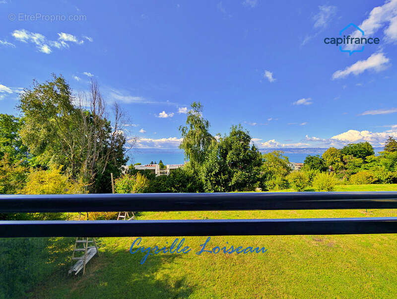 Appartement à EVIAN-LES-BAINS