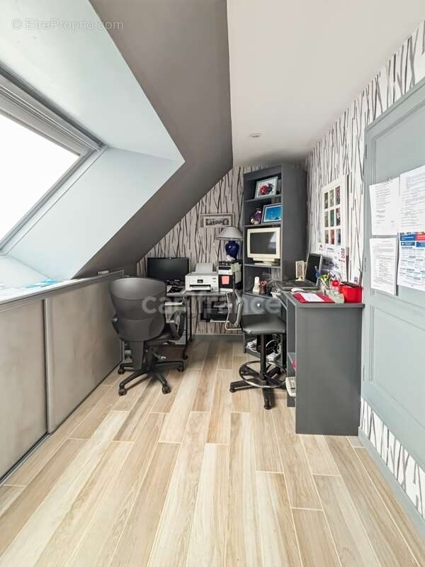 Maison à LE NEUFBOURG