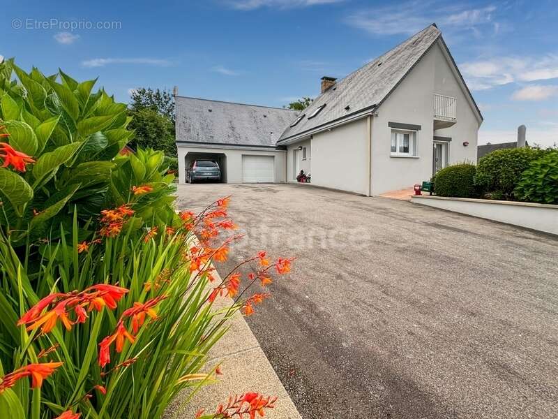 Maison à LE NEUFBOURG