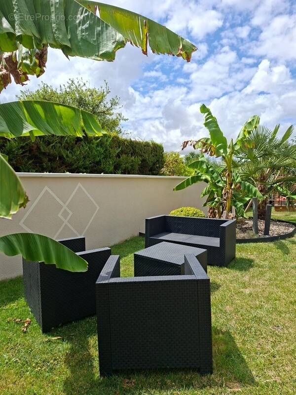 Maison à SAINT-LONGIS