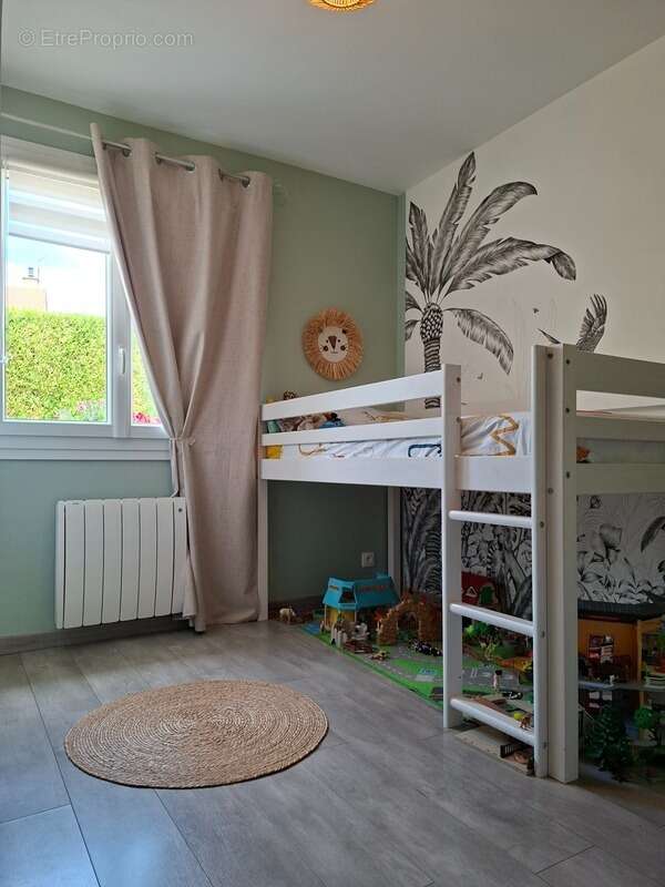 Maison à SAINT-LONGIS