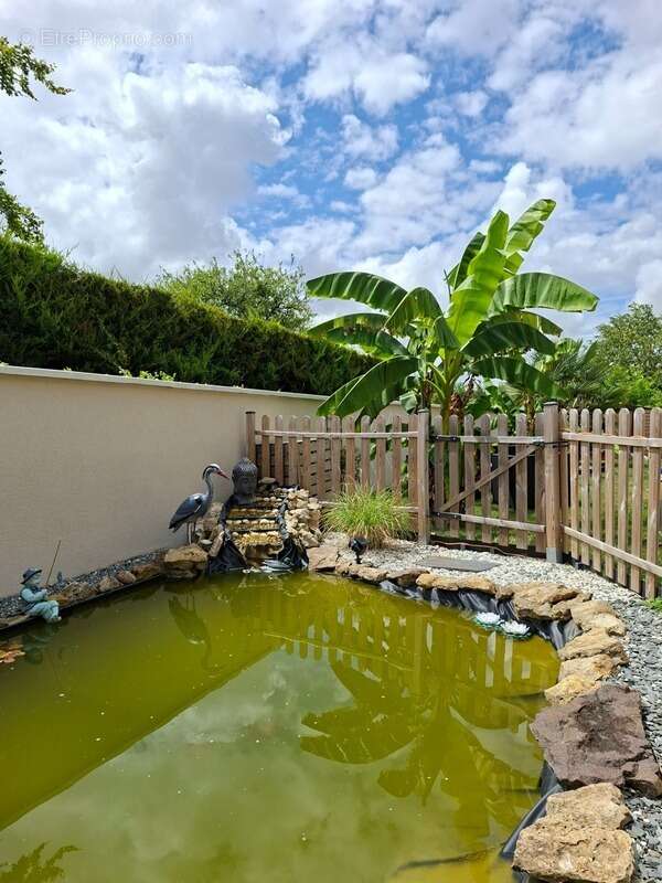 Maison à SAINT-LONGIS