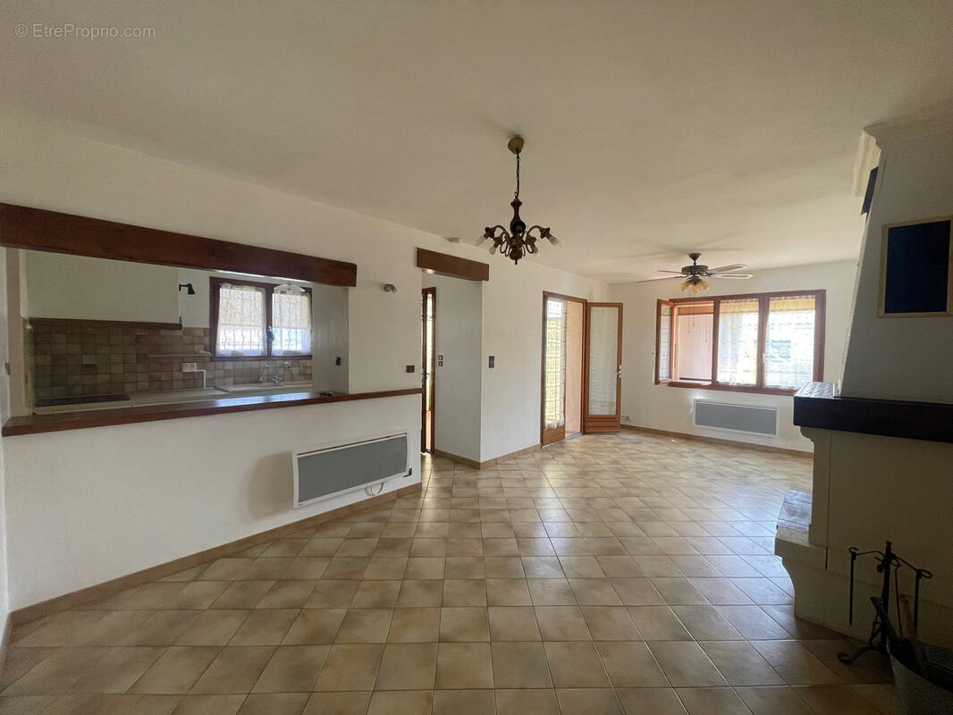 Maison à LA BRILLANNE