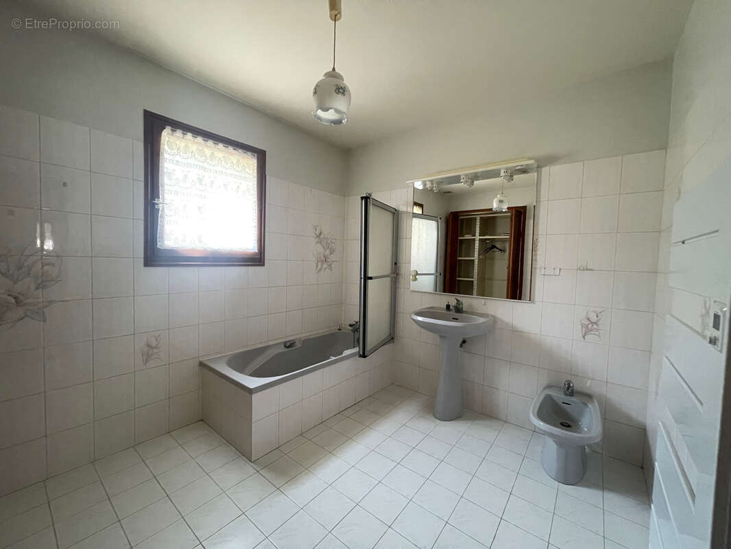 Maison à LA BRILLANNE