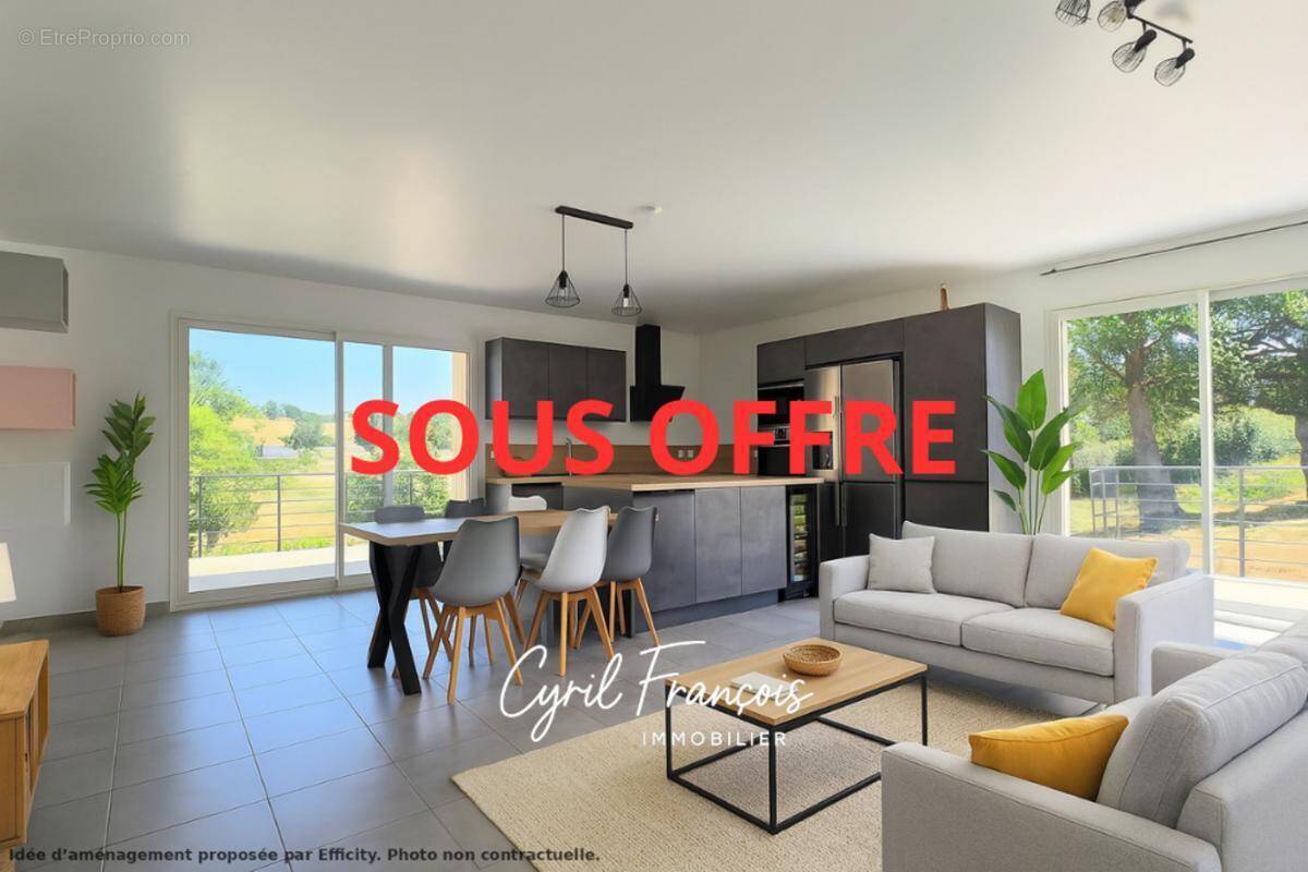 Maison à SAINT-CLEMENT-LES-PLACES