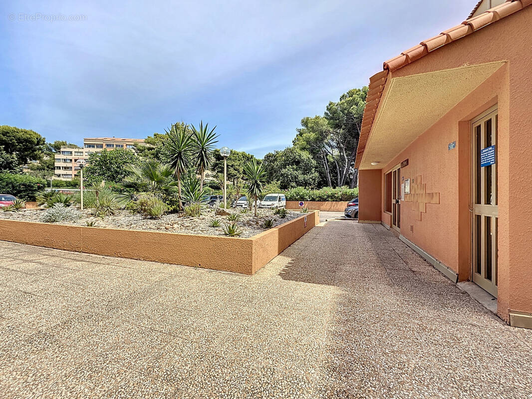 Appartement à SIX-FOURS-LES-PLAGES