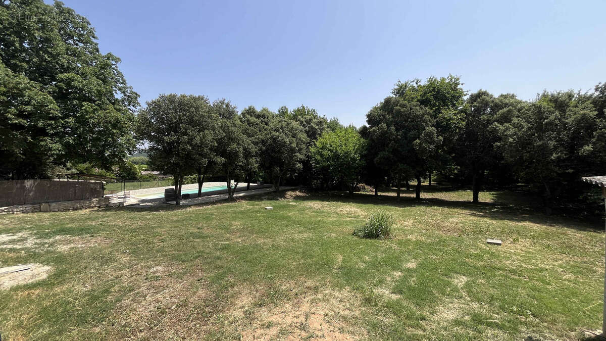 Maison à MONTSEGUR-SUR-LAUZON