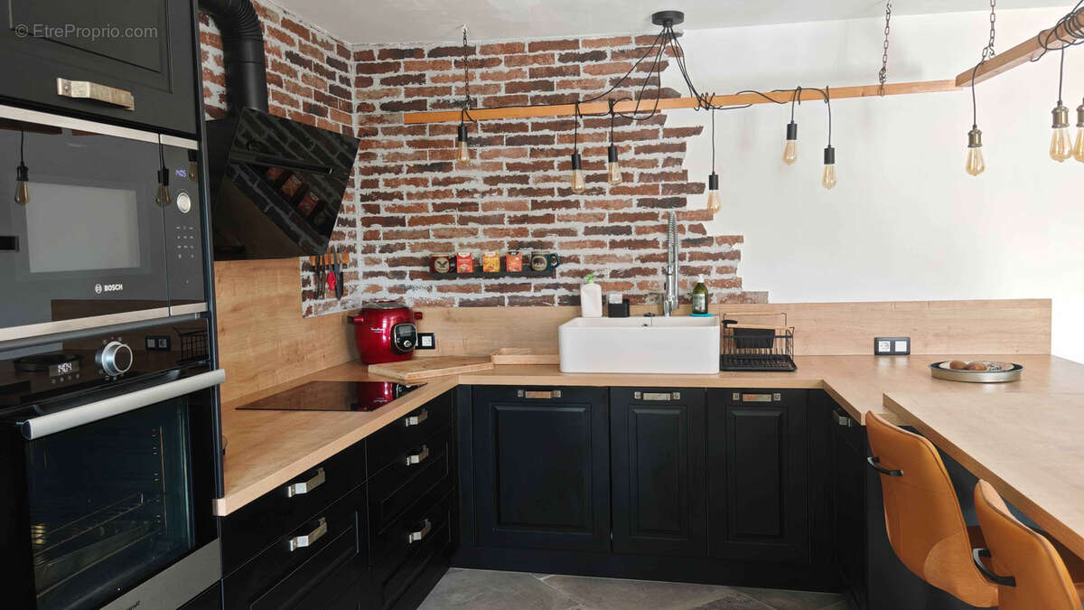 Maison à MONTSEGUR-SUR-LAUZON