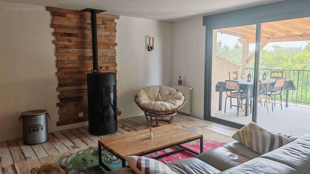 Maison à MONTSEGUR-SUR-LAUZON