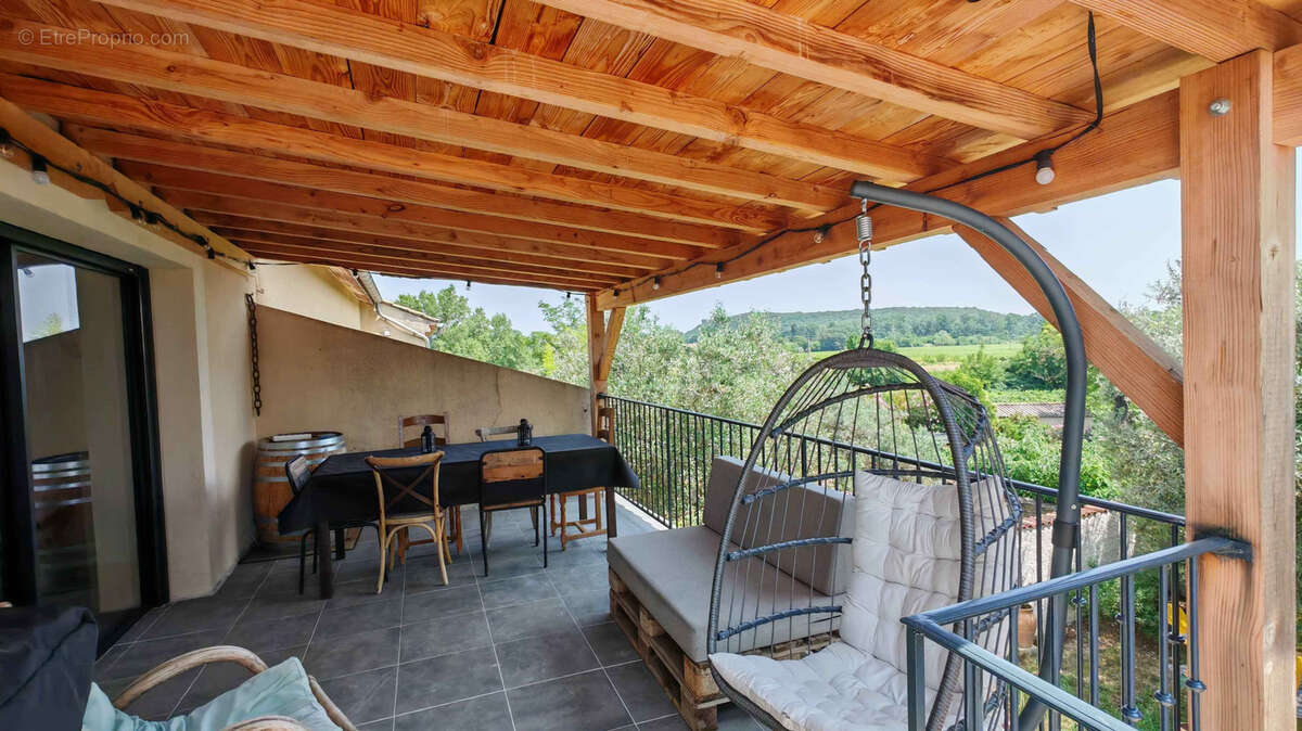 Maison à MONTSEGUR-SUR-LAUZON