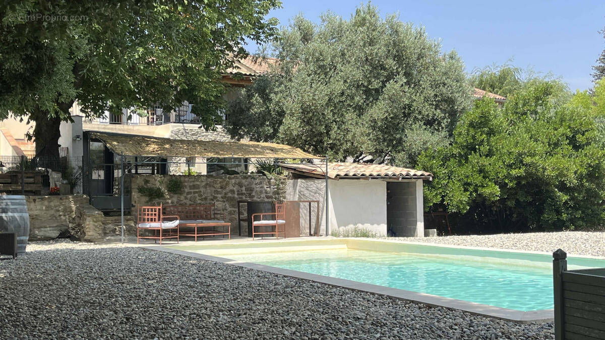 Maison à MONTSEGUR-SUR-LAUZON