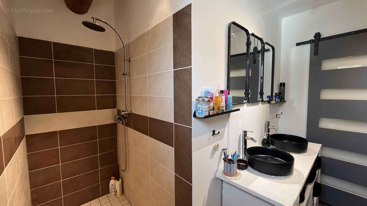 Maison à MONTSEGUR-SUR-LAUZON