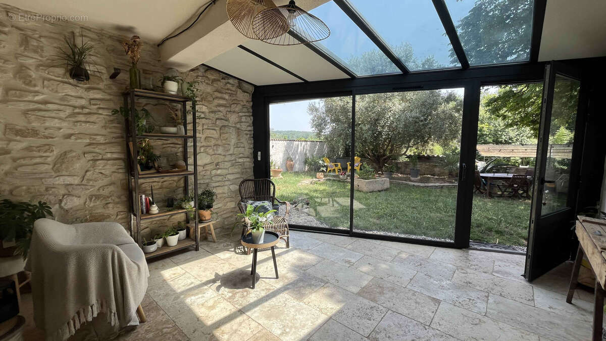 Maison à MONTSEGUR-SUR-LAUZON