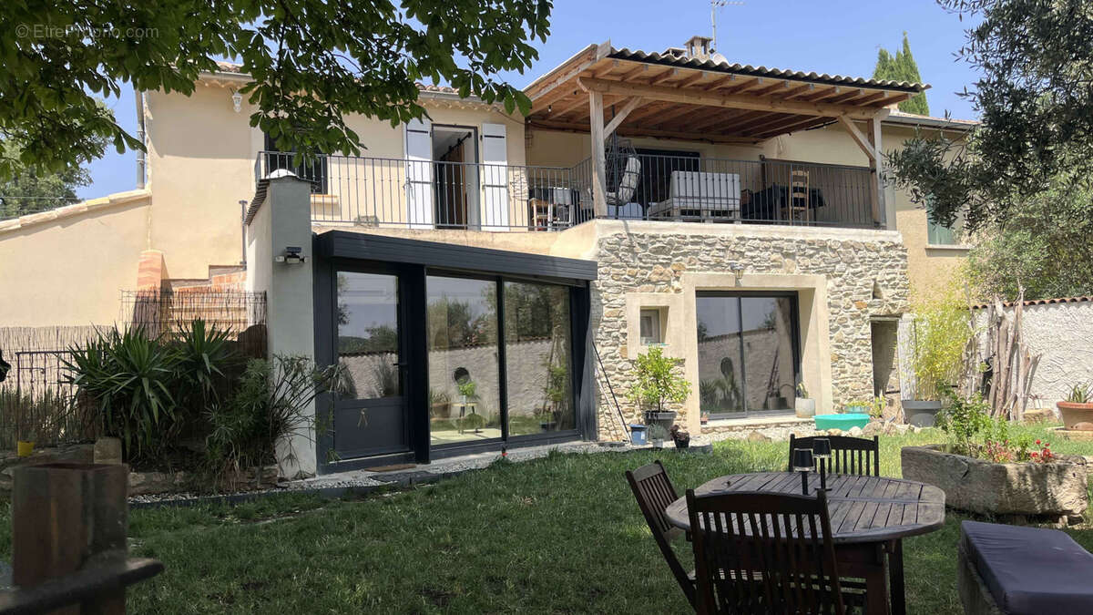 Maison à MONTSEGUR-SUR-LAUZON