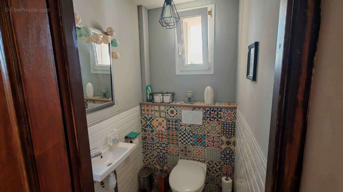 Maison à MONTSEGUR-SUR-LAUZON