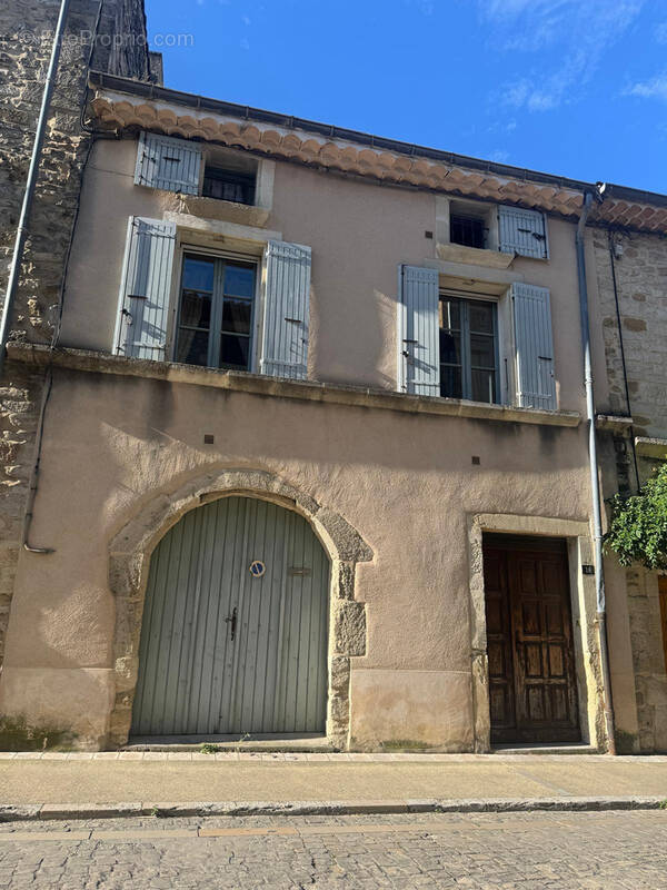 Maison à GRIGNAN
