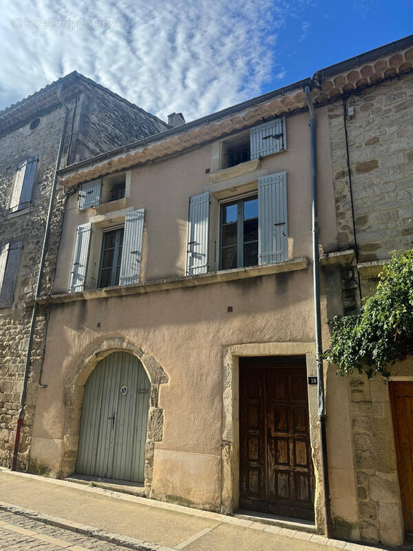 Maison à GRIGNAN