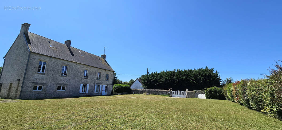 Maison à GEFOSSE-FONTENAY