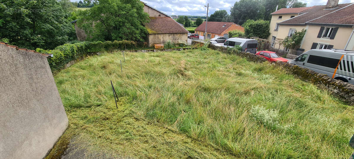 Maison à BEGNECOURT