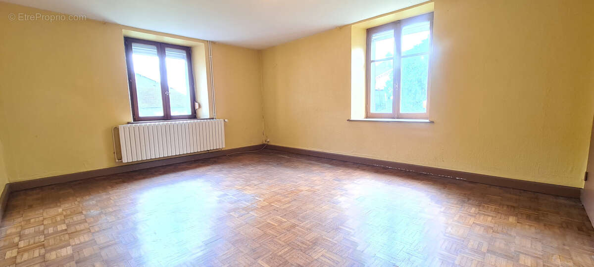 Maison à BEGNECOURT