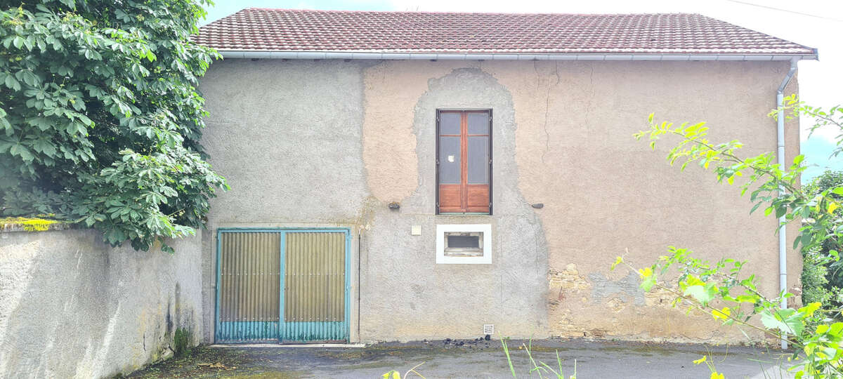 Maison à BEGNECOURT