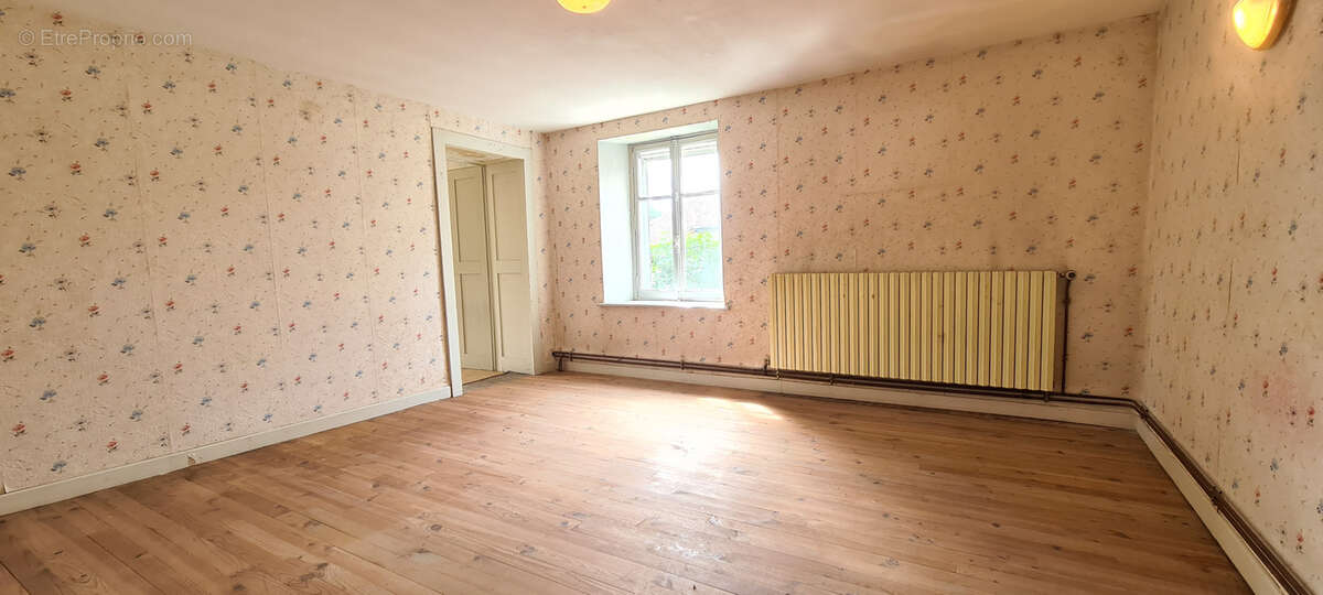 Maison à BEGNECOURT