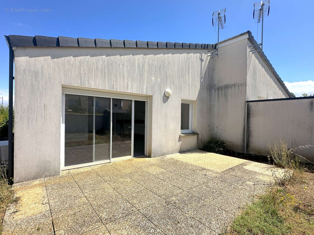 Maison à VOUNEUIL-SOUS-BIARD