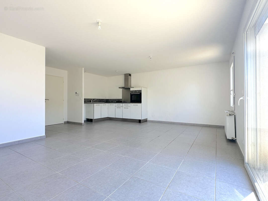 Maison à VOUNEUIL-SOUS-BIARD