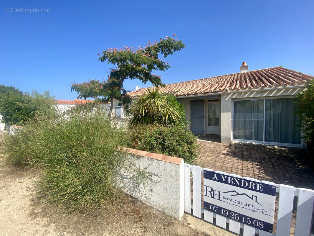 Maison à BREM-SUR-MER