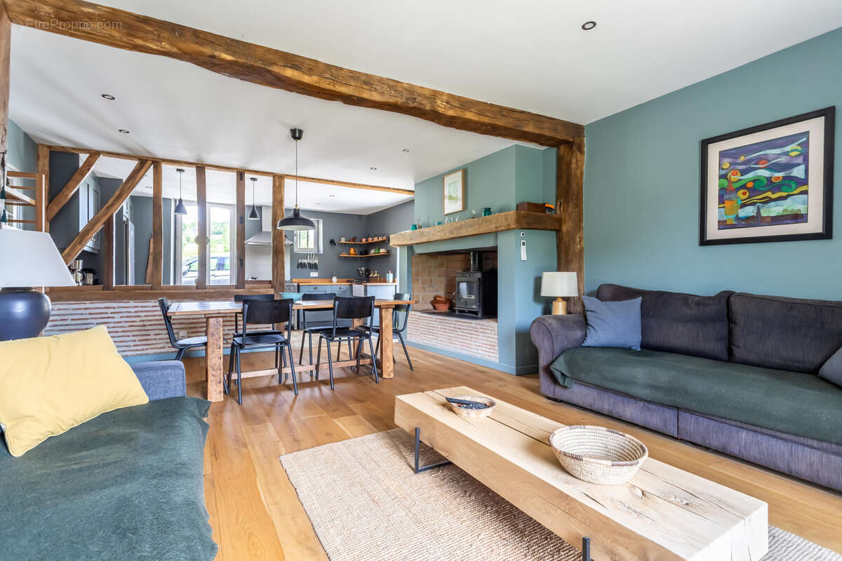 Maison à CASTELMORON-SUR-LOT