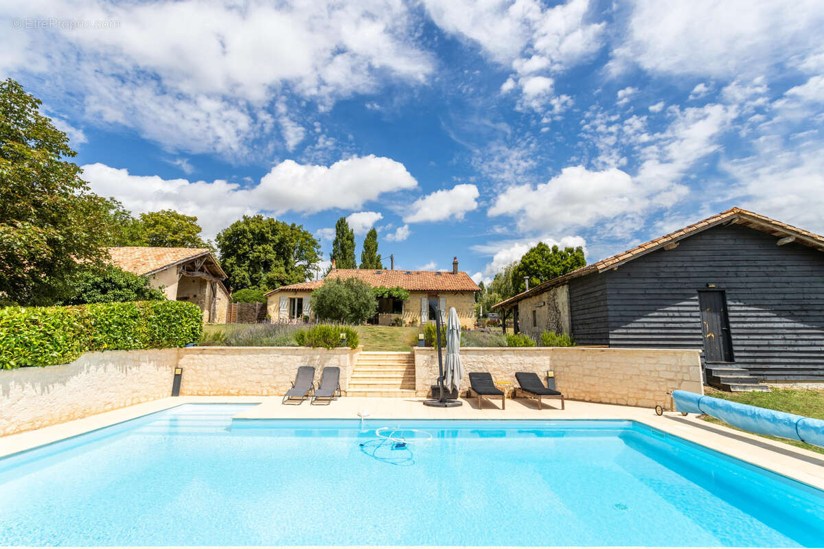 Maison à CASTELMORON-SUR-LOT